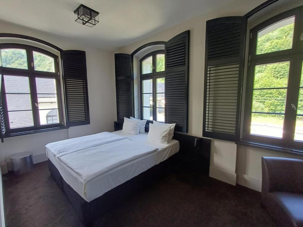 Hotel Palac Jugowice วาลบ์จิก ภายนอก รูปภาพ